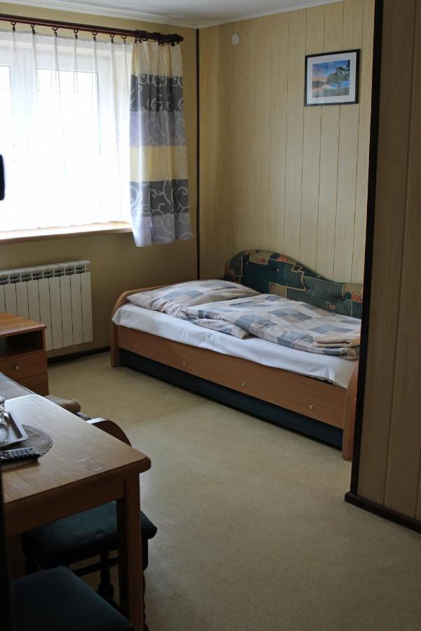 Bar Malwa Motel Aleksandrów Łódzki Екстериор снимка