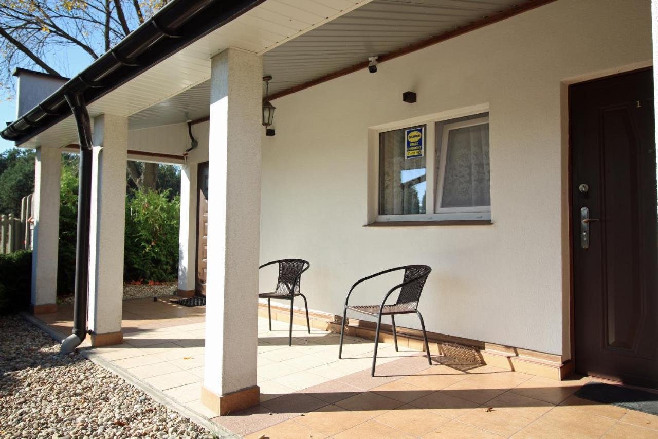 Bar Malwa Motel Aleksandrów Łódzki Екстериор снимка