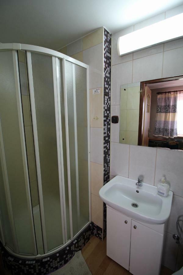 Bar Malwa Motel Aleksandrów Łódzki Екстериор снимка
